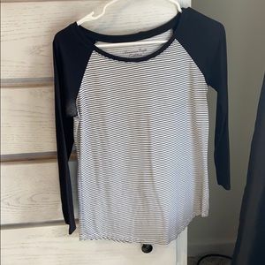 Long sleeve, crew neck, black & white striped